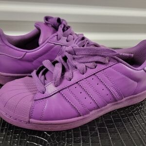 Pharrell SUPERCOLOR adidas Originals